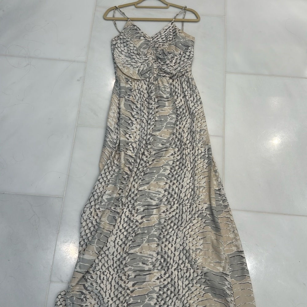 Parker Size M dress